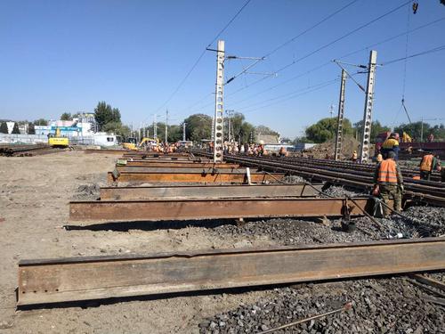新澳门彩走势和四川铁路桥发生垮塌与四川铁路桥发生垮塌事故